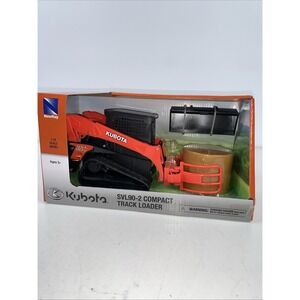 Kubota SVL90-2 Compact Track Loader 1:18 Scale New Ray